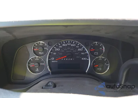 2018 Chevrolet Express 2500 Work Van из США, поврежденный, VIN 1GCWGAFP2J1323221